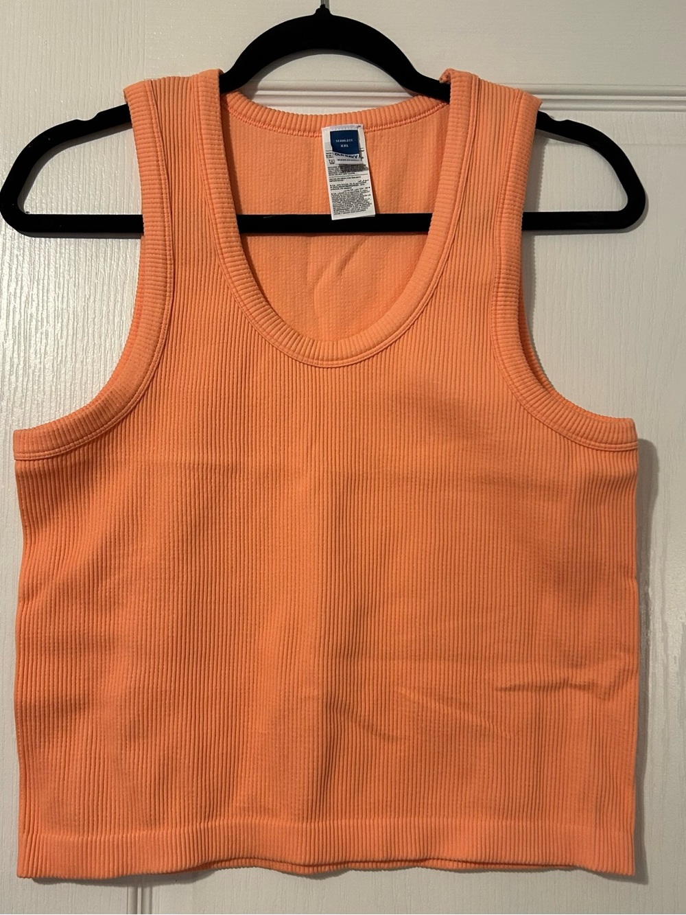 Old Navy Women's Seamless Ribbed Fitted Tank Top — Peach Orange
